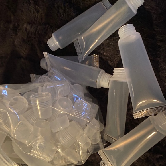Lip Gloss Tubes - Picture 2 of 4